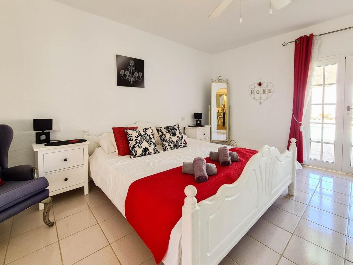 Stunning Sea View Villa With 6 Bedrooms & Heated Pool - Villa Renaissance Playa Blanca  Extérieur photo