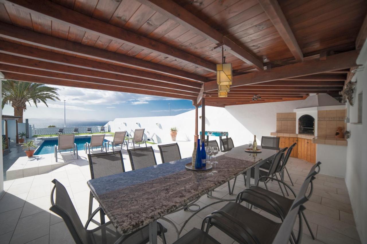 Stunning Sea View Villa With 6 Bedrooms & Heated Pool - Villa Renaissance Playa Blanca  Extérieur photo